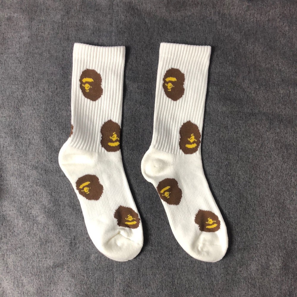 Bape 💃🏼White Casual Socks 💃🏼with Iconic Graphic 2 pairs - Picture 3 of 5